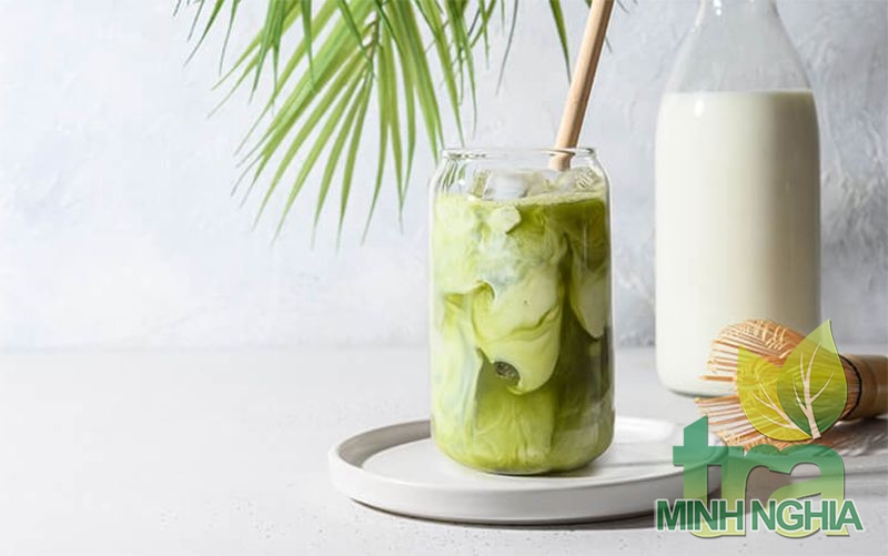 hướng dẫn pha trà matcha đá theo phong cách Nhật Bản