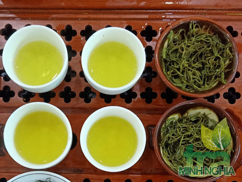 Nước trà, bã trà đinh Tân Cương thượng hạng