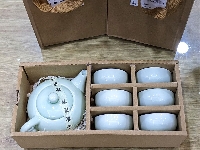 Bộ ấm chén cá men ngọc