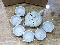 Bộ ấm chén cá men ngọc