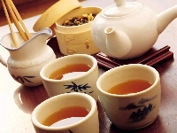 Nước pha trà sơn mật hông sâm
