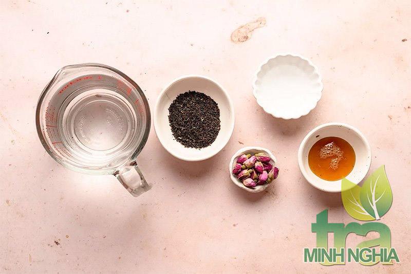 Bước 1 hướng dẫn pha chế nước trà đá hoa hồng