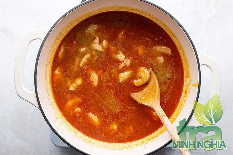 hướng dẫn làm món bún Laksa bước 6