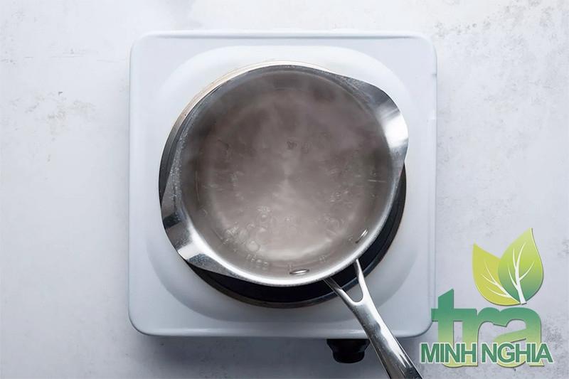 làm nước thay thế nước tro tàu bước 2