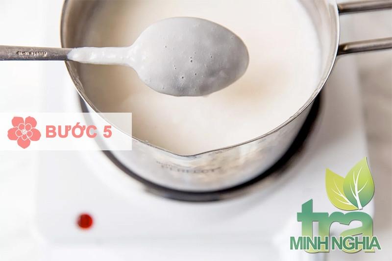 Hướng dẫn làm pudding sữa bước 5