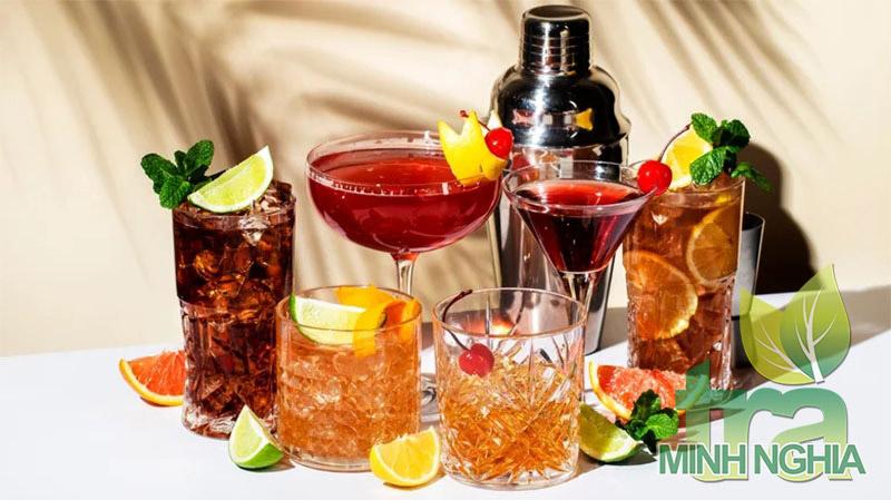 Sử dụng si-ro gừng đơn giản để làm cay cocktail