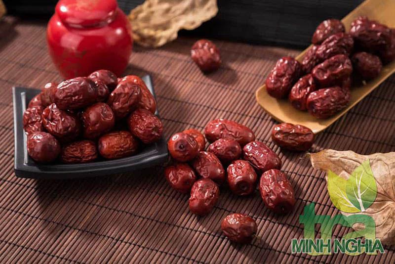 Thời điểm thích hợp để sử dụng táo đỏ
