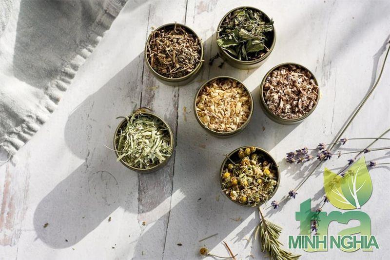 Công thức trà thảo dược bạn có thể thực hiện tại nhà
