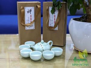 Bộ ấm chén cá men ngọc