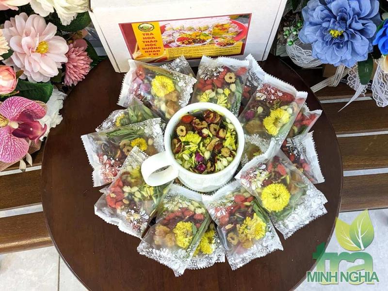 pha trà hoa thảo mộc dưỡng nhan 7 vị